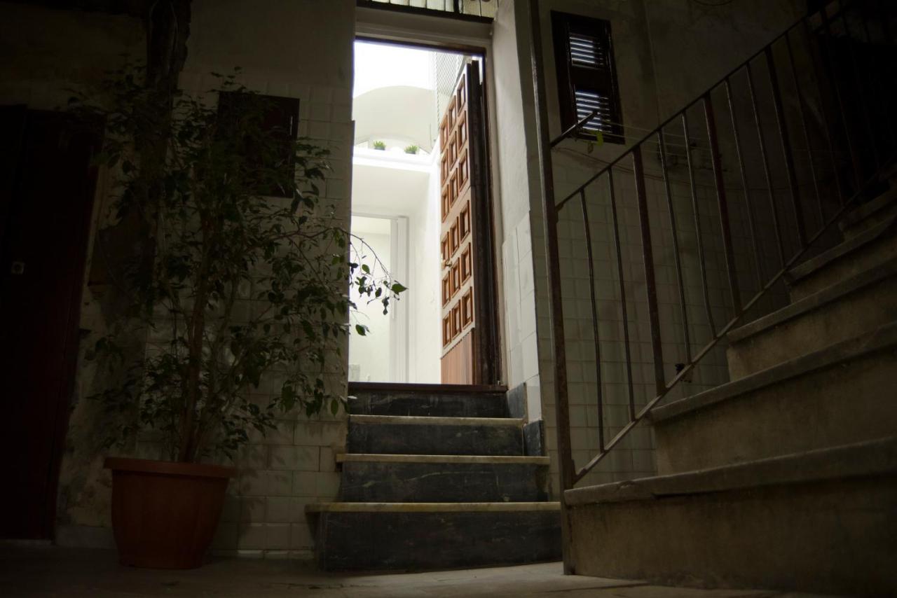 Mincasa Nel Cuore Di Napoli Exterior photo